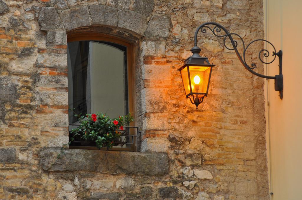 Hotel Santa Barbara Ronzo-Chienis Exterior photo